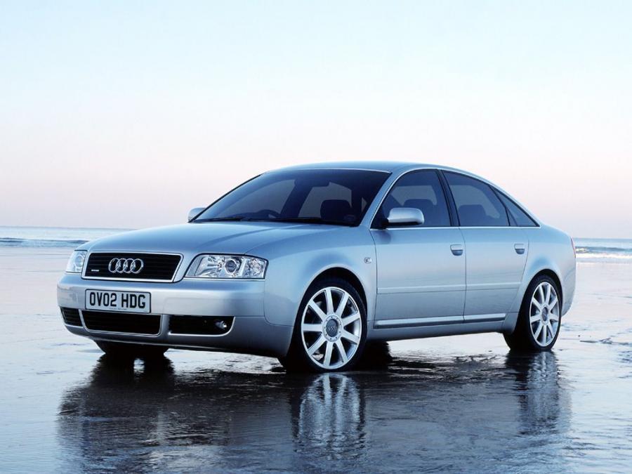  Audi A6 Sport Sedan (4B, C5) 2001 года  (UK) (фото 1 из 2)